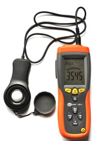 LXP-1 - цифровой люксметр