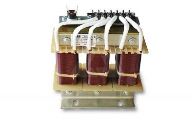 Дроссель защитный TKC1-12,5-189/400/440, трехфазный, 12.5kVAr, 189Hz (p=7%), 400/440VAC, материал намотки (Cu), термозащита Tmax=90°C, IP00