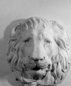 Маска льва (гипс)