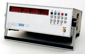 Генератор сигналов Г4-156