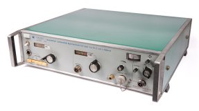 Генератор сигналов Г4-80