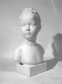 Бюст девочки