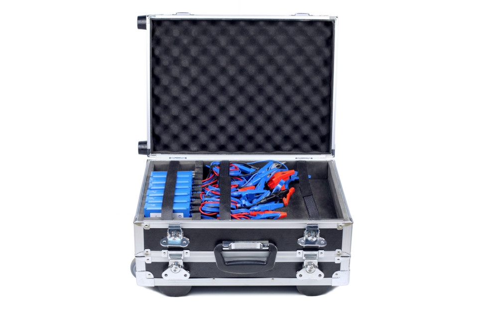 Циклическое разрядное устройство с функцией заряда АКБ CONBAT, ВСТ-О-600/30 kit