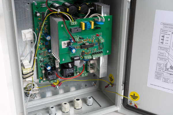 Источник бесперебойного питания SKAT-V.24/48DC-18 ИСП.5М