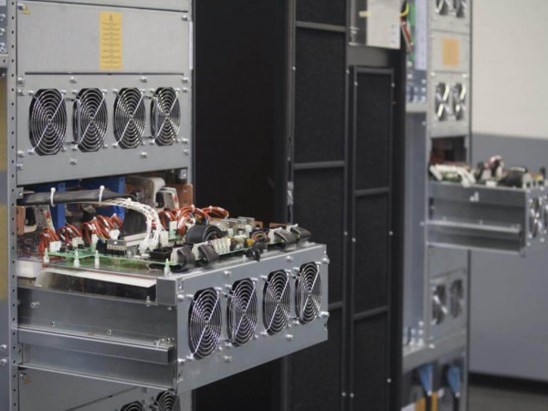 Источник бесперебойного питания Vertiv Liebert EXL S1 100kVA